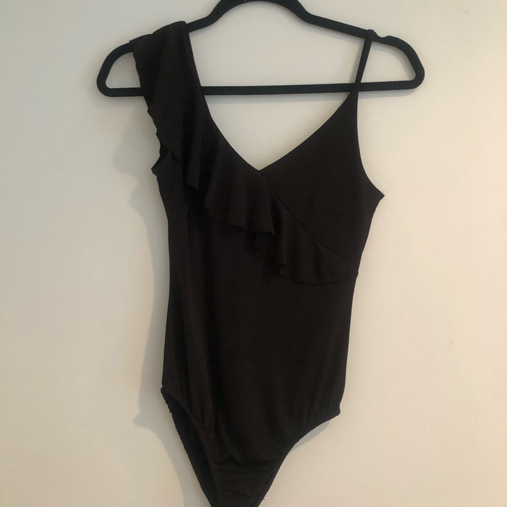 Boohoo Black Asymmetric Ruffle Bodysuit